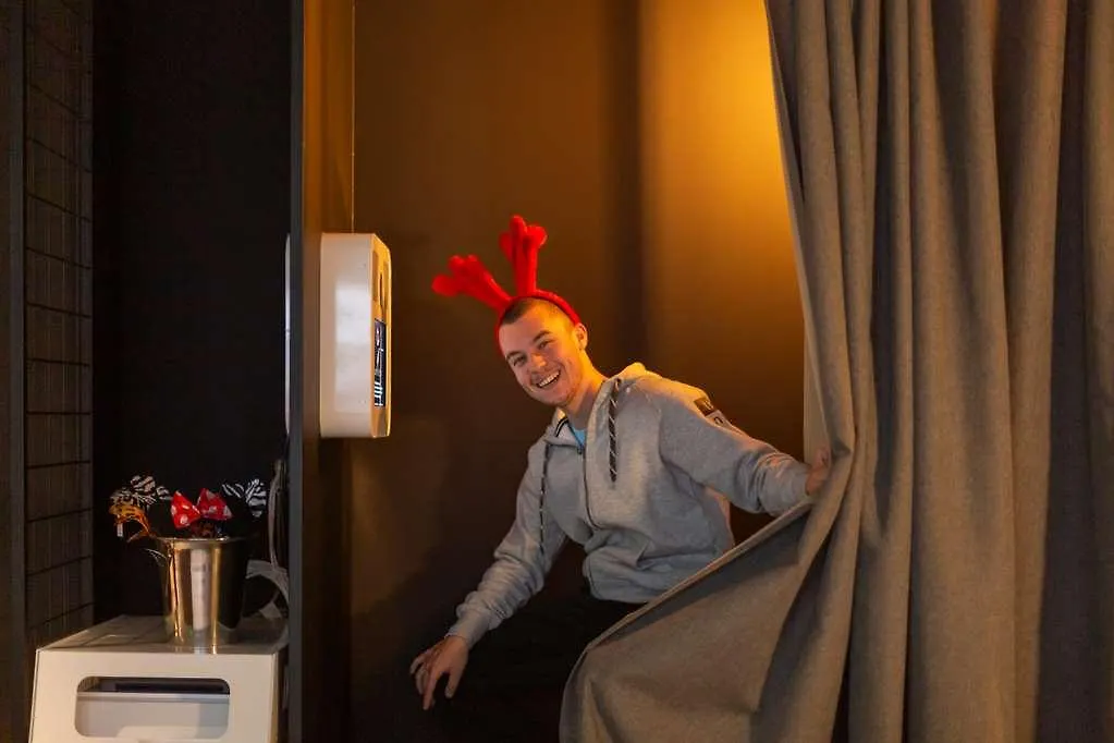 Holiday Inn - The Niu, Fender Amsterdam Hotel